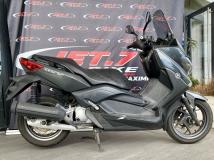 YAMAHA X-MAX 125