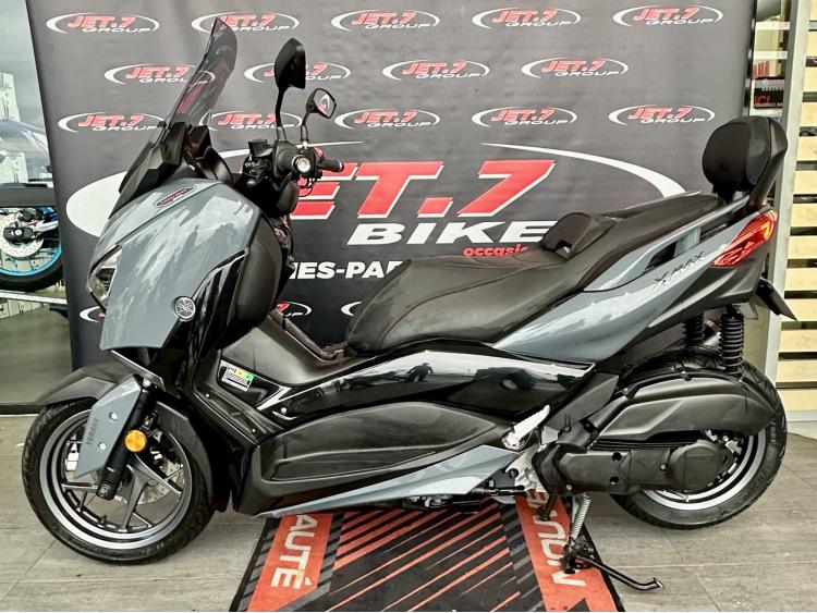YAMAHA XMAX 125 TECH MAX 1 ER MAIN + GARANTIE + ACCESSOIRES 